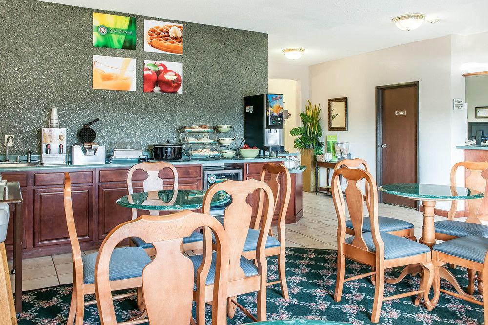 Quality Inn & Suites Danville Buitenkant foto