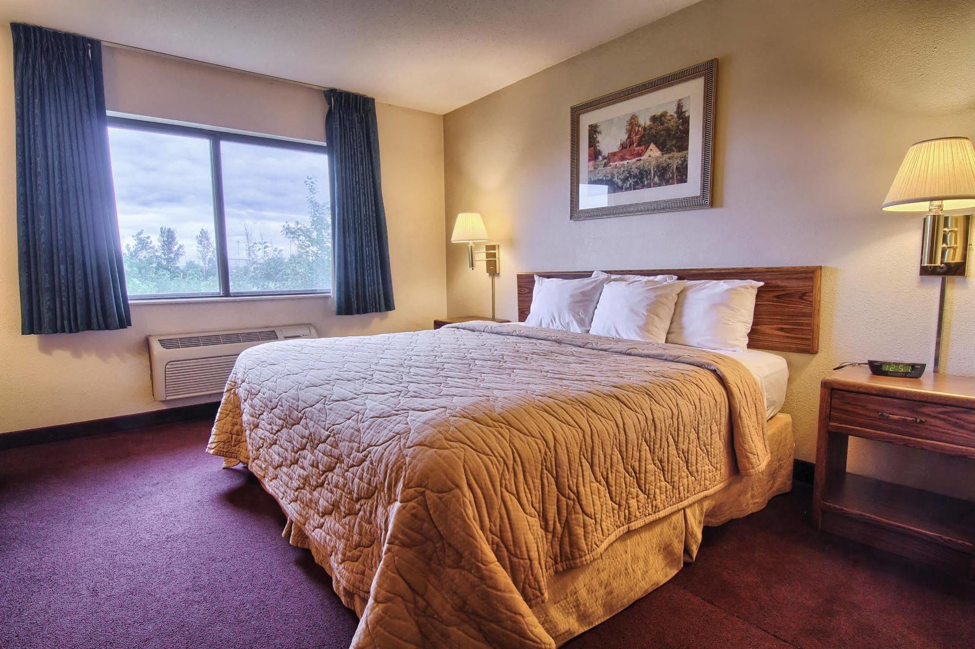 Quality Inn & Suites Danville Buitenkant foto